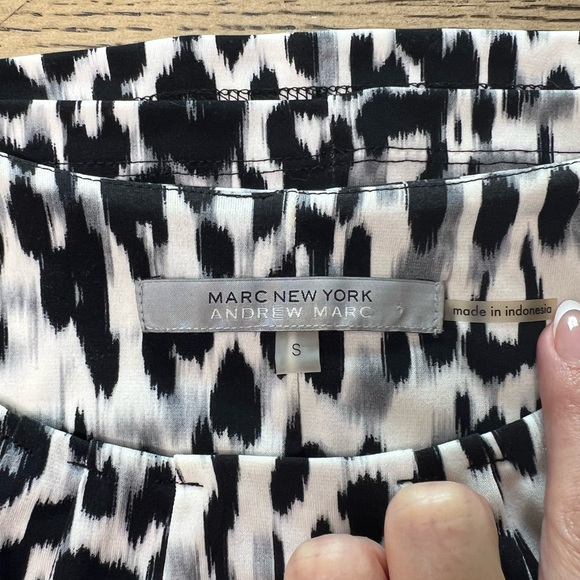 Marc New York Andrew Marc Leopard Print Sleeveless Top Black/Gray, Women’s Small - Picture 3 of 6